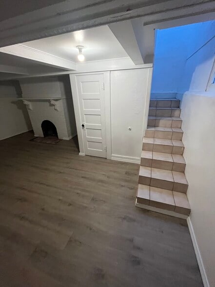 Building Photo - 1814 3rd St
