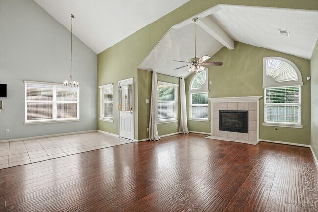 Building Photo - 326 Wild Bird Dr