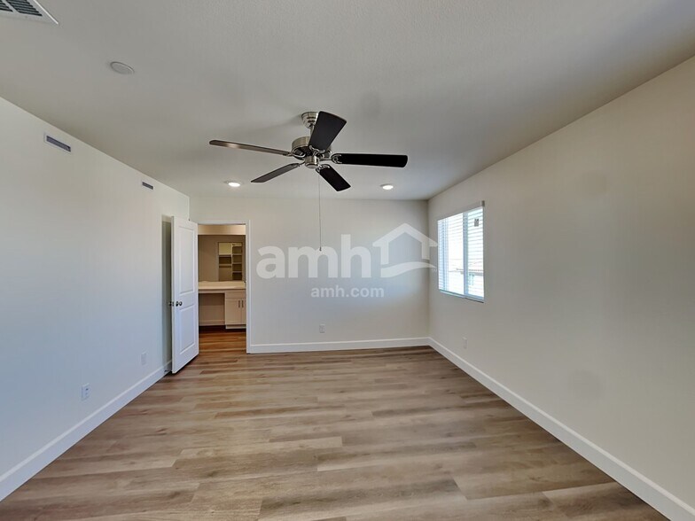 Building Photo - 264 Austin Bellerose Pl