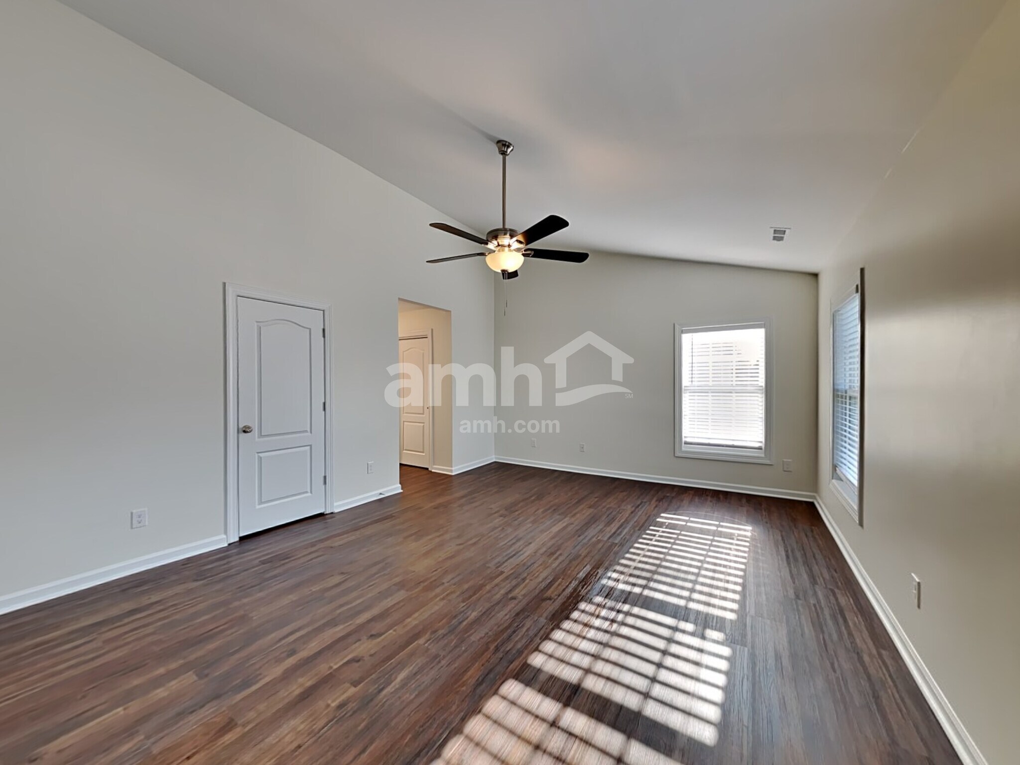 Building Photo - 6821 Missionary Ridge Dr