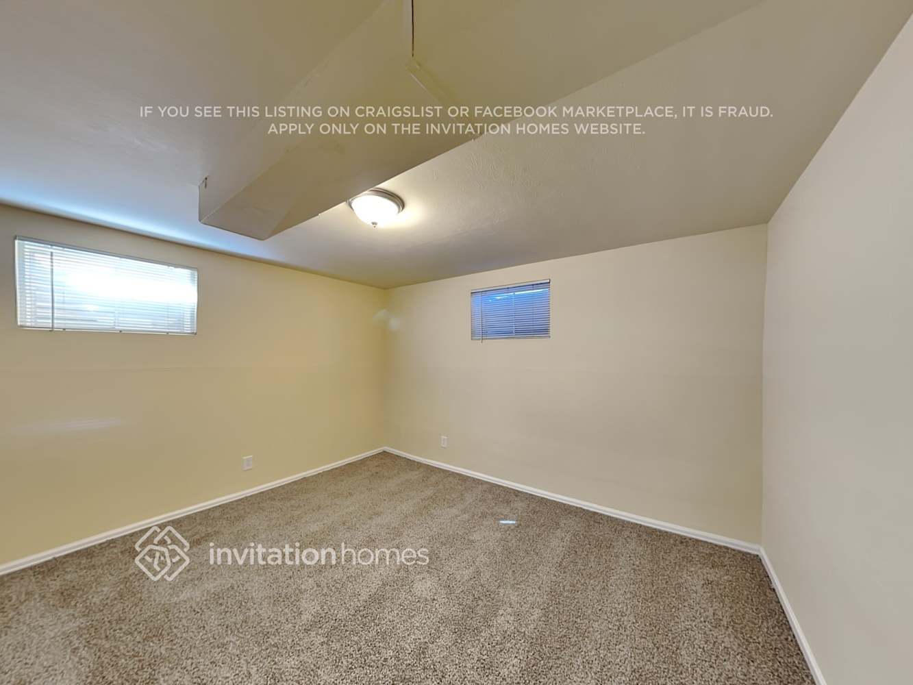 Building Photo - 77 Landoe Ln