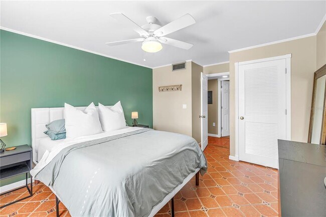 Building Photo - 3269 S Beneva Rd