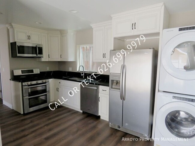 Building Photo - 8424 Grenoble St