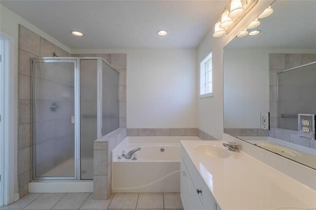 Building Photo - 8978 Stoneridge Pl