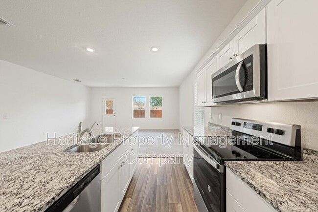 Building Photo - 6028 Pearl Mdw