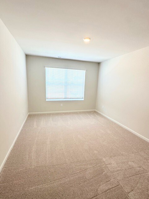 Building Photo - 1632 Manuka Ln