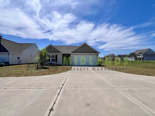 Building Photo - 645 Wild Tulip Ct