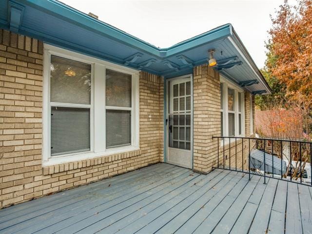 Building Photo - 5420 Miller Ave
