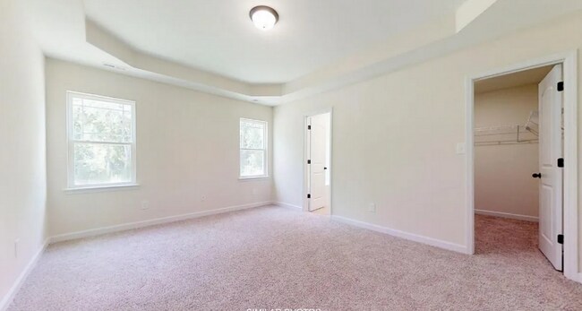 Building Photo - NEW LISTING!!!!!