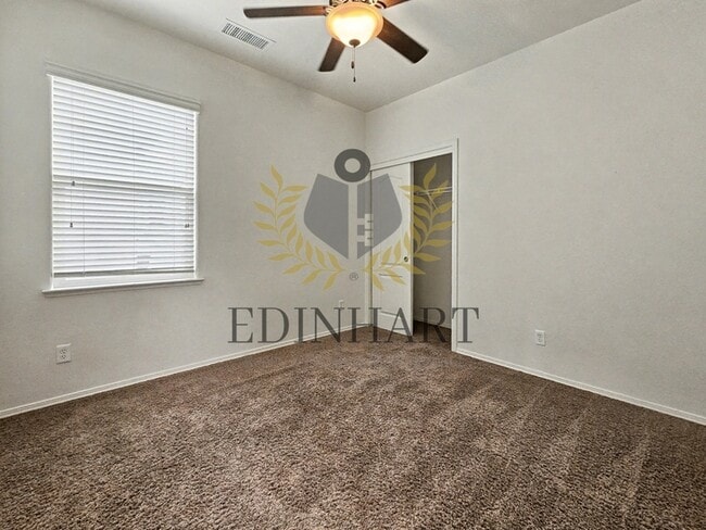 Building Photo - 3828 Trenton Ln