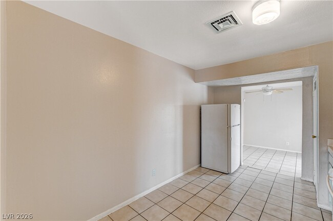 Building Photo - 3928 Torsby Pl