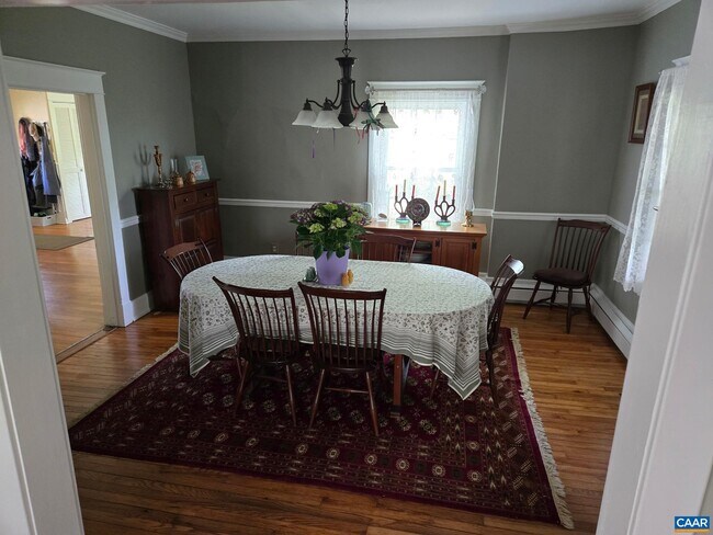 Building Photo - 954 Old Lynchburg Rd