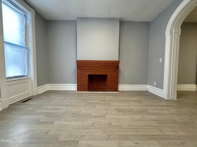 Building Photo - 1 Pawling Ave