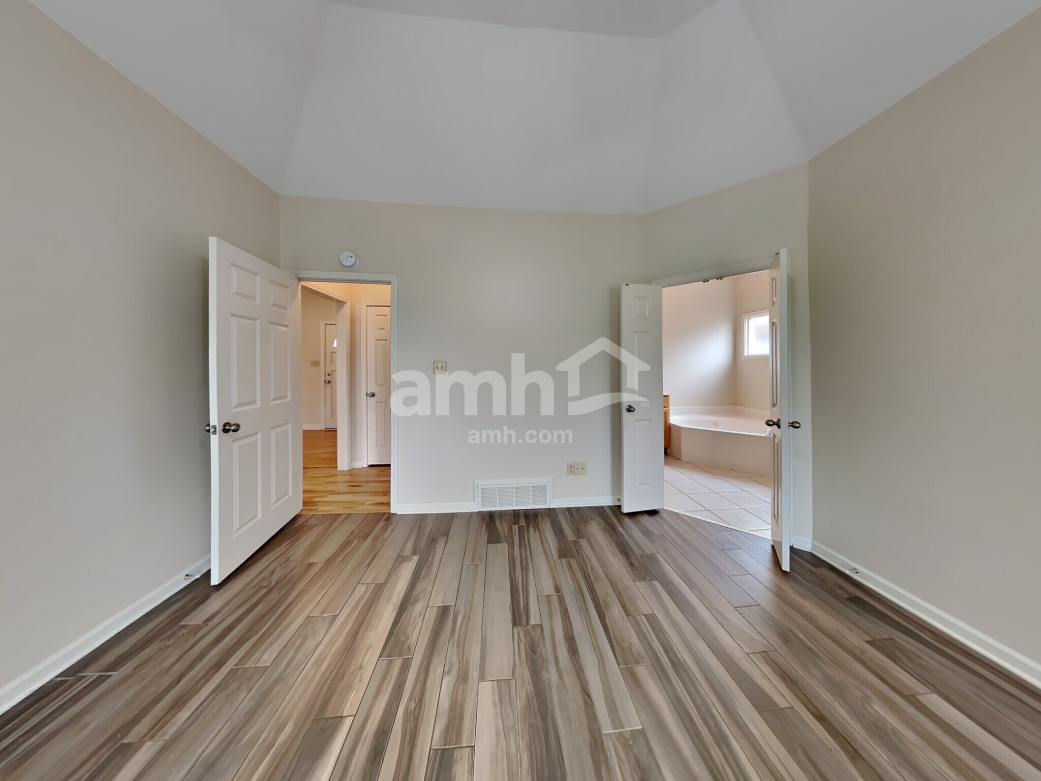 Building Photo - 1641 Kings Pond Cv