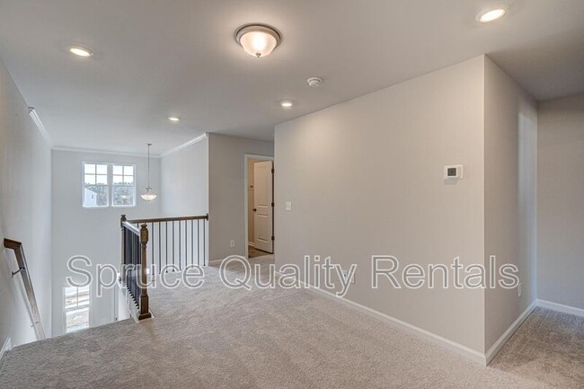Building Photo - 712 Spoonbill Trl