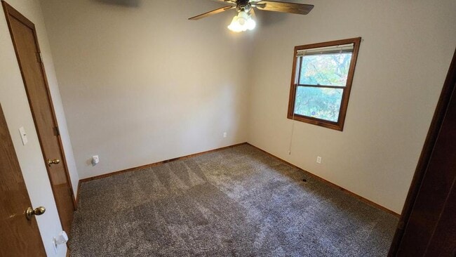 Building Photo - 1811 Miller Dr