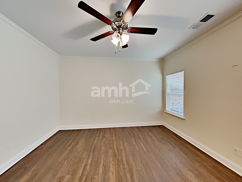 Building Photo - 604 Woodall Rd