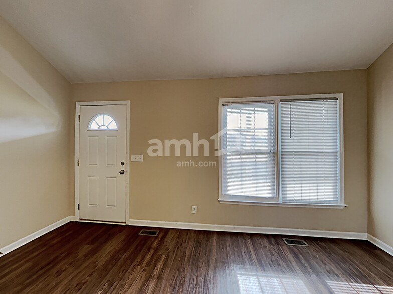 Building Photo - 2309 Verde Ct