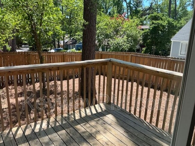 Building Photo - 3204 N Wimbledon Dr