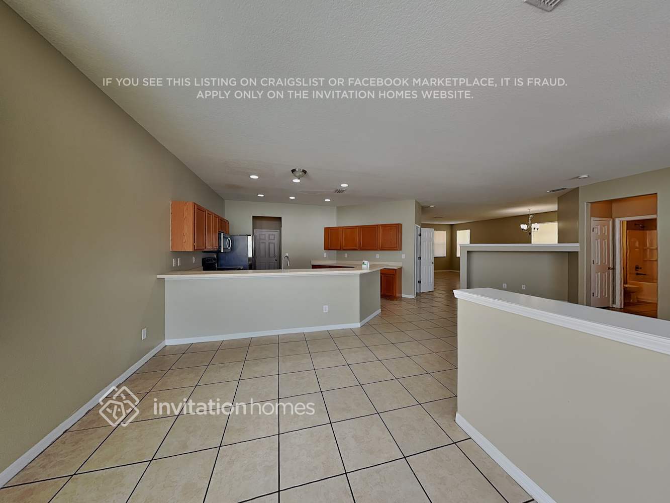 Building Photo - 325 Vine Cliff St