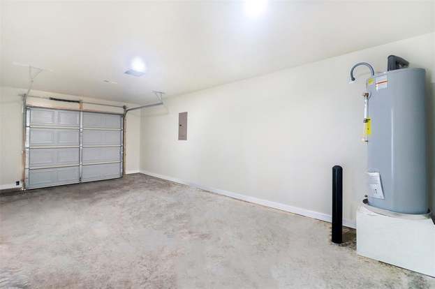 Building Photo - 104 Perch Dr