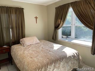 Building Photo - 77 Universe Dr