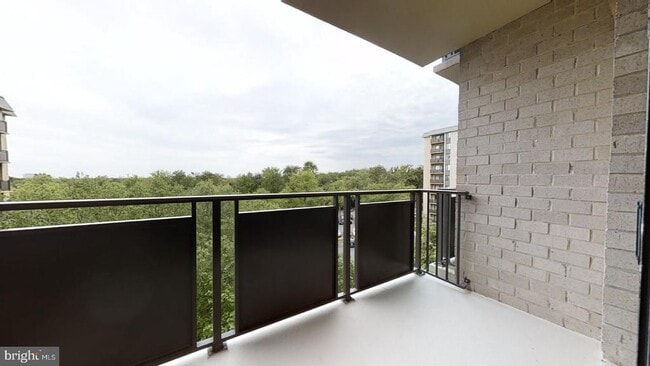 Building Photo - 3100 S Manchester St