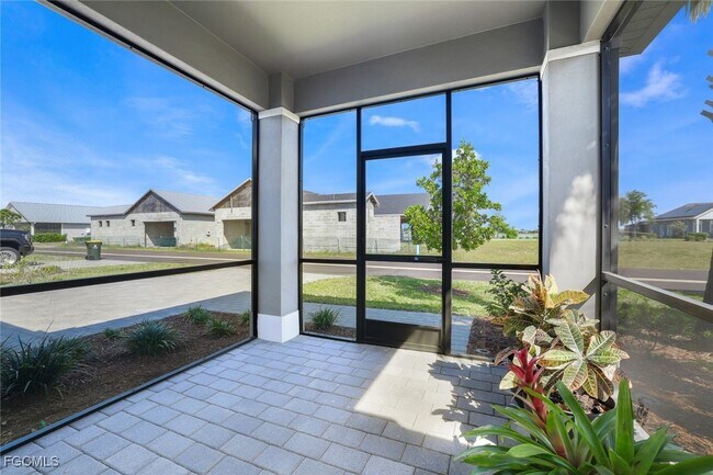 Building Photo - 42090 Lake Timber Dr