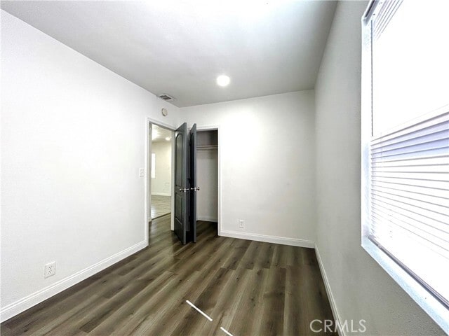 Building Photo - 1329 N Sultana Ave