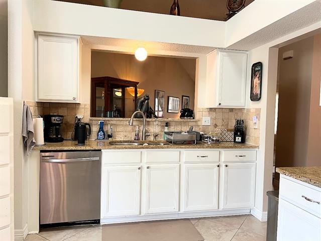 Building Photo - 1964 Hobart Ln