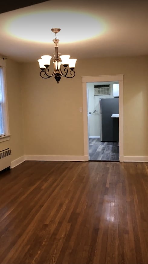 Dining room - 929 Jancey St