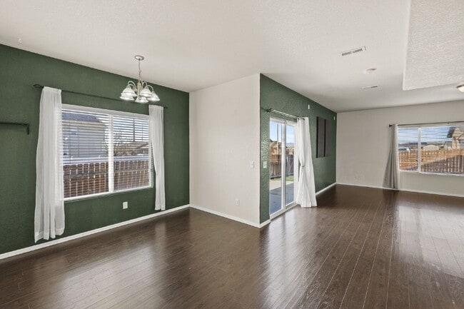 Building Photo - 2217 Inspiration Ln