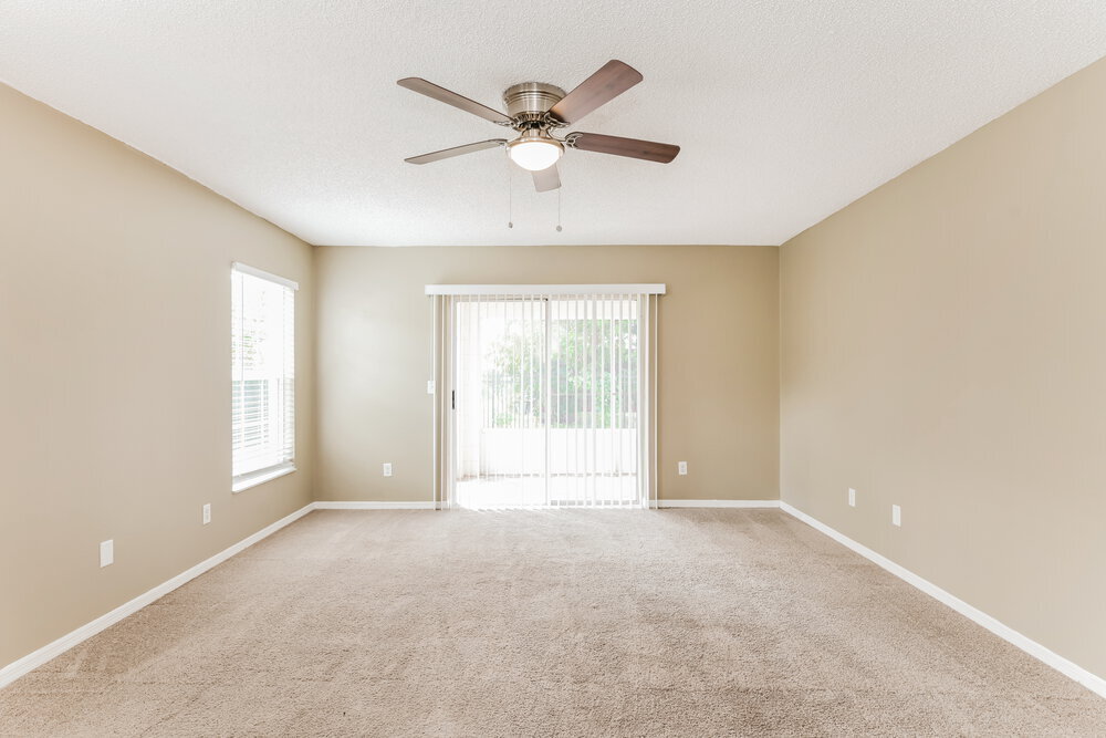 Building Photo - 547 Brentford Ct