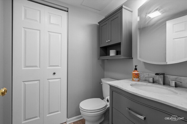 Building Photo - 1745 Ennis Ln