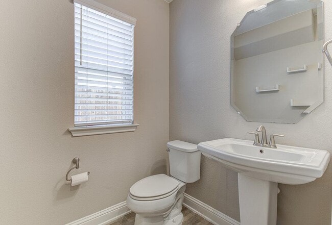 Building Photo - 7012 Calpe Dr