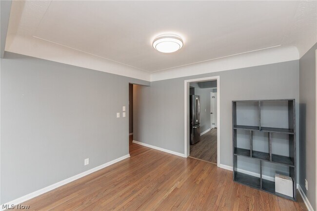 Building Photo - 2539 Warrensville Center Rd