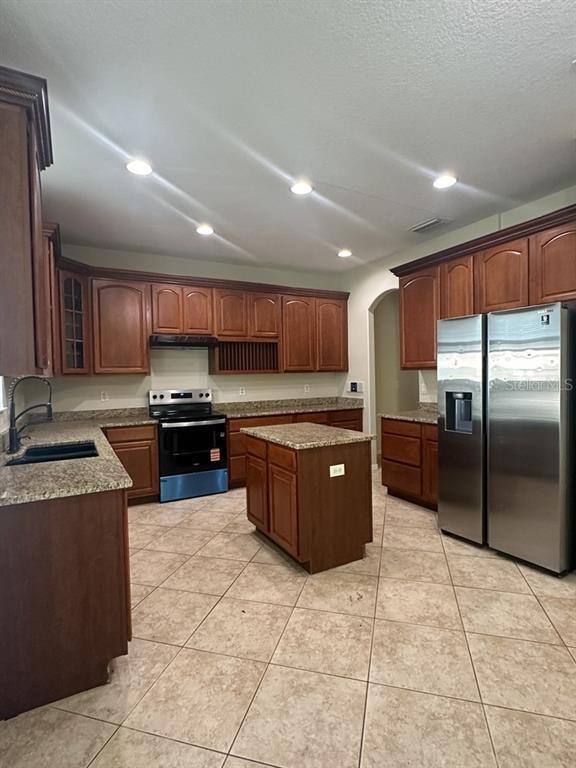 Building Photo - 18048 Java Isle Dr