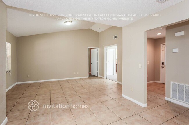 Building Photo - 821 Sunridge Point Dr