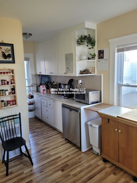 Building Photo - 7 Craigie Terrace