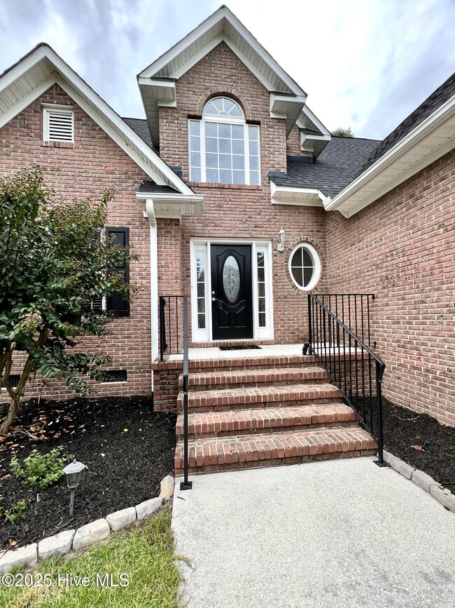 Building Photo - 10173 Stoney Brook Ct SE