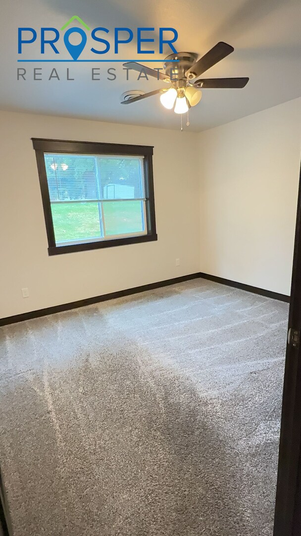 Building Photo - TH335X