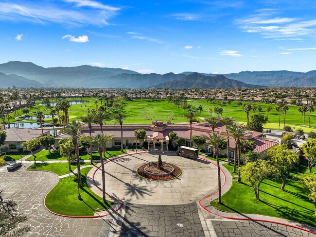 Building Photo - 80149 Royal Birkdale Dr