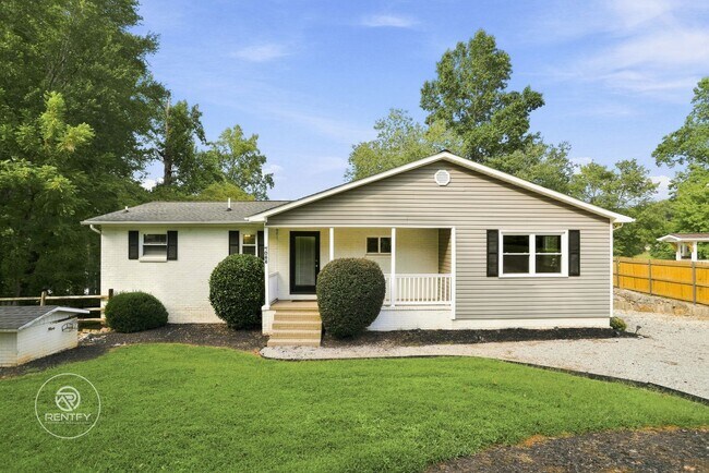 Building Photo - 7088 Wateredge Dr