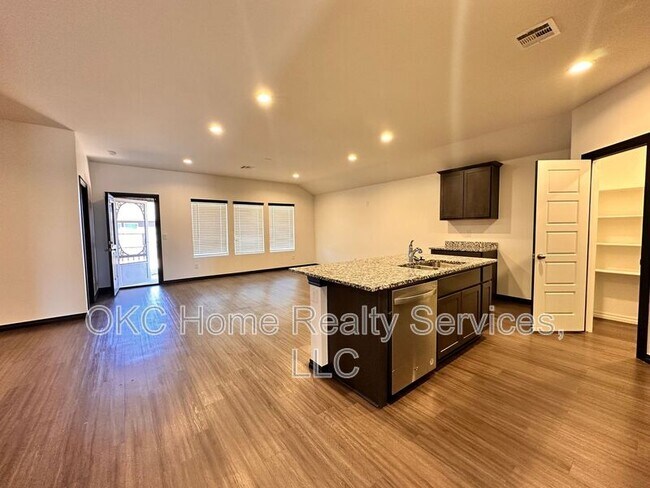 Building Photo - 4416 Colt Dr