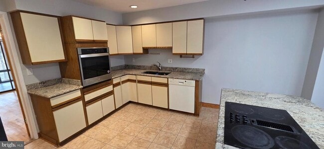 Building Photo - 11764 Indian Ridge Rd