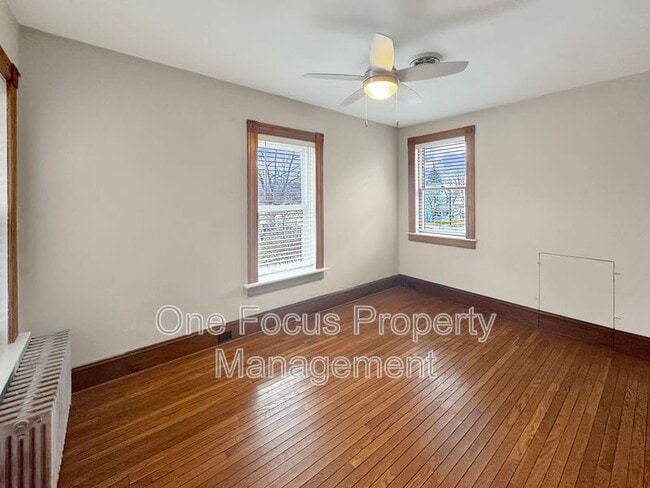 Building Photo - 340 Washington St N