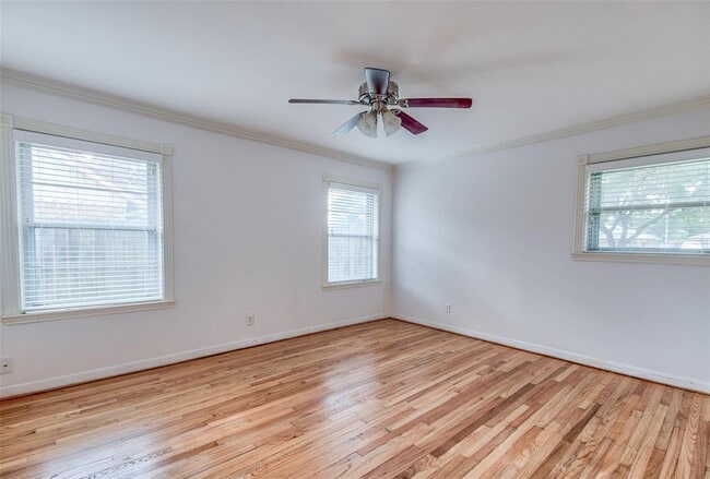 Building Photo - 4710 Willowbend Blvd