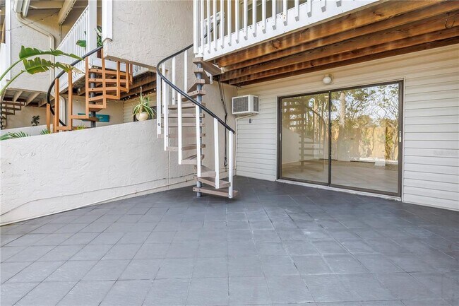 Building Photo - 1355 Pinellas Bayway S