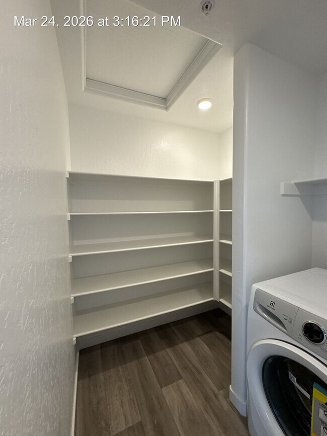 Building Photo - Newly Built Home located SE Visalia!  Rent Ready!