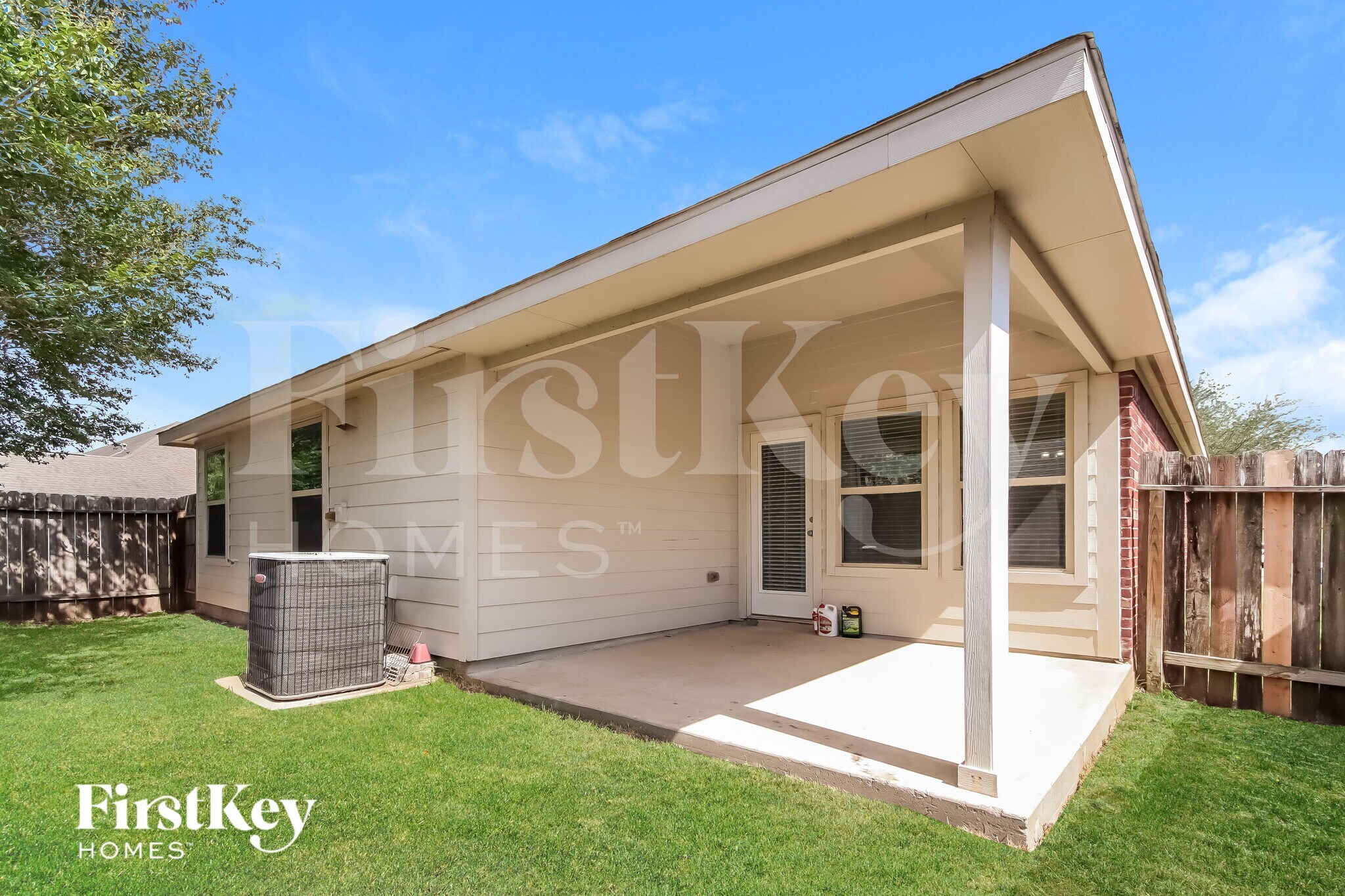 Building Photo - 11127 Overland Trail Dr